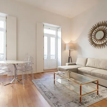236 Av Liberdade With 24Hr Security And Free Parking *