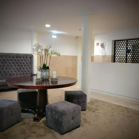 Appartement 236 Av Liberdade With 24Hr Security And Free Parking *